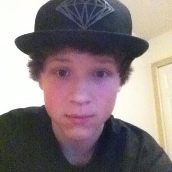 Meet your Posher, Brandon - Picture 1 of 1